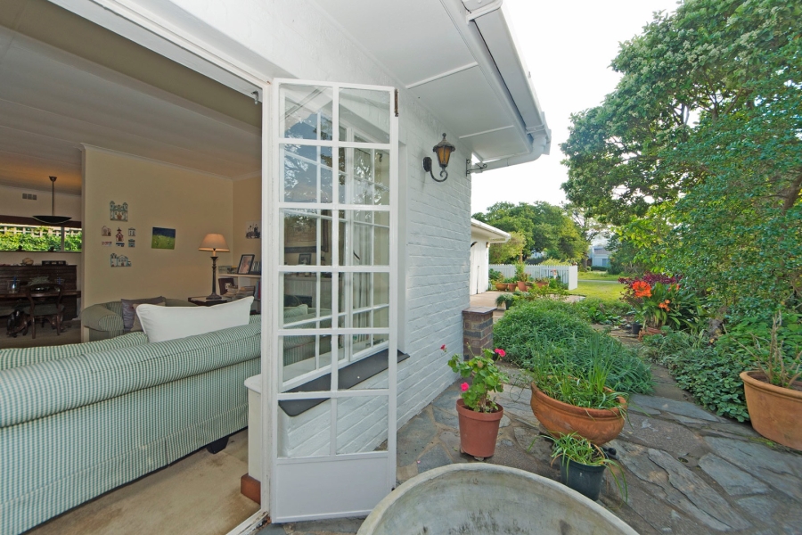 3 Bedroom Property for Sale in Leisure Isle Western Cape